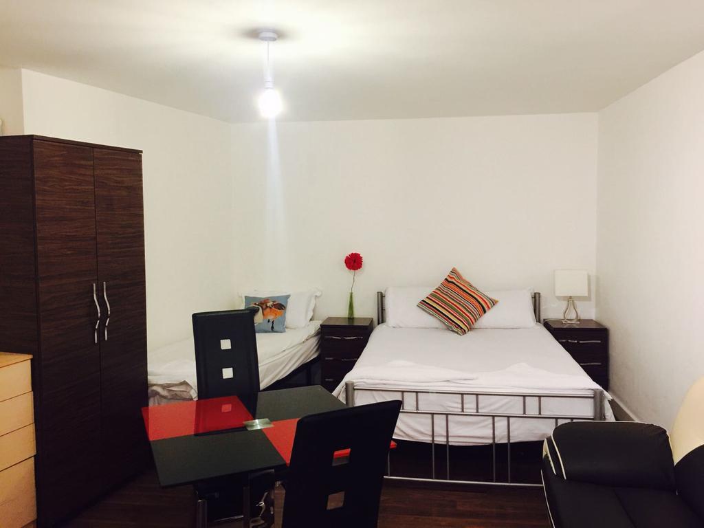 City House Ilford Dış mekan fotoğraf